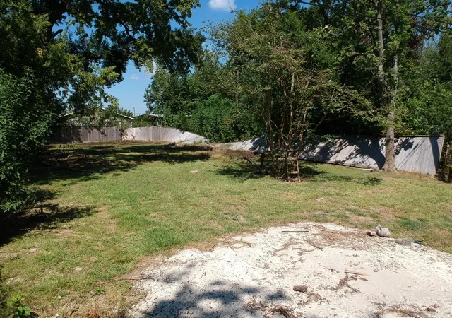 Photo 1 of Land for sale at 3409 Hewrick St, Houston, TX 77020 | MLS# 31322485 | Listing updated on 2026-09-11