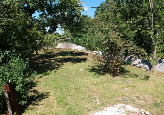 Photo 4 of Land for sale at 3409 Hewrick St, Houston, TX 77020 | MLS# 31322485 | Listing updated on 2026-09-11