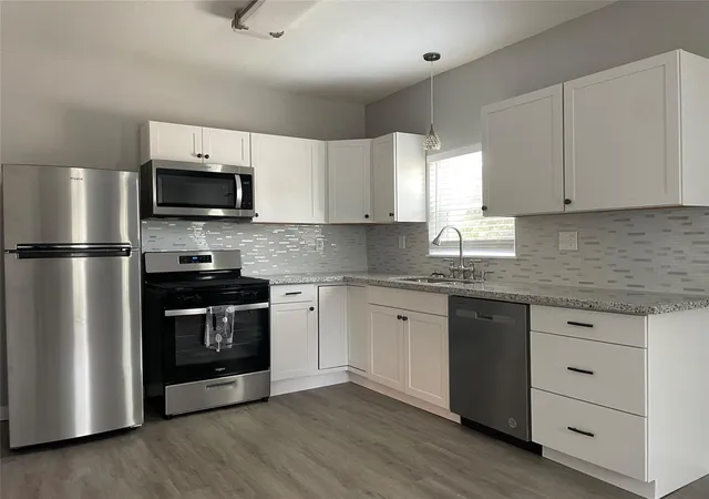Photo 1 of Single family home for sale at 1701 40th Street, Galveston, TX 77550 | MLS# 56853708 | Listing updated on 2026-05-21