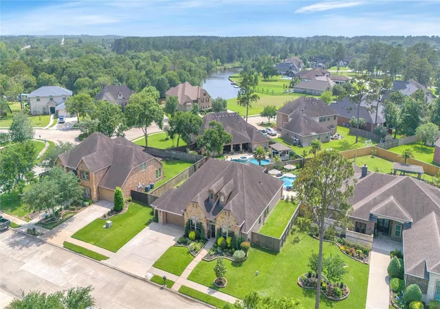 3rd image of 403 Old Orchard Wy, Dickinson, TX 77539 | MLS# 23817495