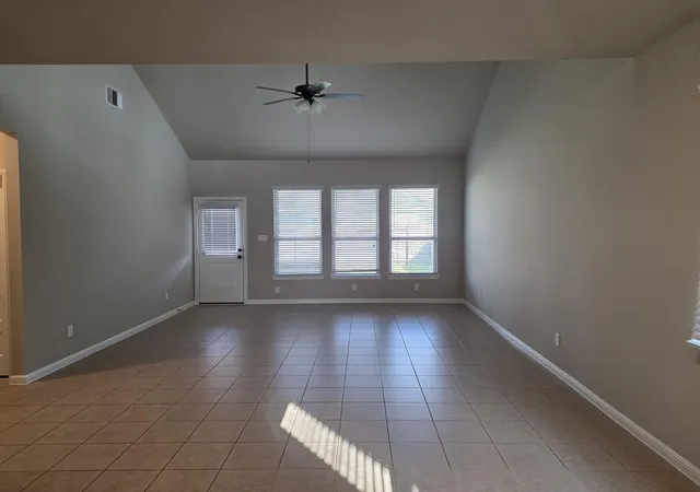 Photo 3 of Single family home for sale at 18810 Fulvetta Hvn Way, Richmond, TX 77407 | MLS# 17774224 | Listing updated on 2026-08-17