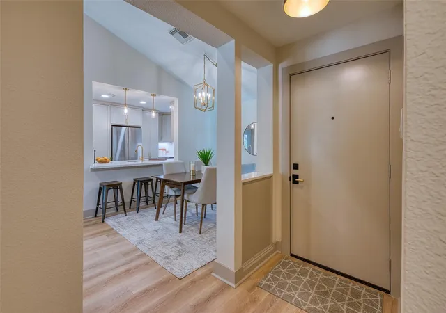 4th image of 2829 Timmons Ln, Houston, TX 77027
