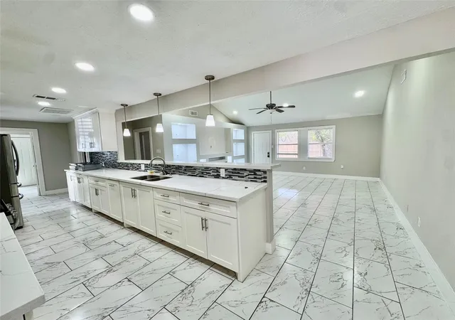 Photo 1 of Sale Pending at 15346 E Ritter Cir, Houston, TX 77071 | MLS# 43568691 | Listing updated on 2026-09-19