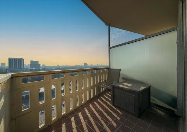 Photo 3 of Condo for sale at 2016 Main St #1502, Houston, TX 77002 | MLS# 86415458 | Listing updated on 2026-09-15