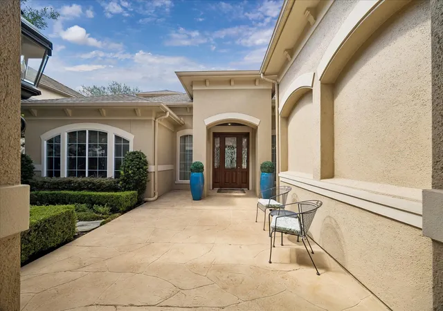 4th image of 11927 Legend Manor Dr, Houston, TX 77082 | MLS# 21449480