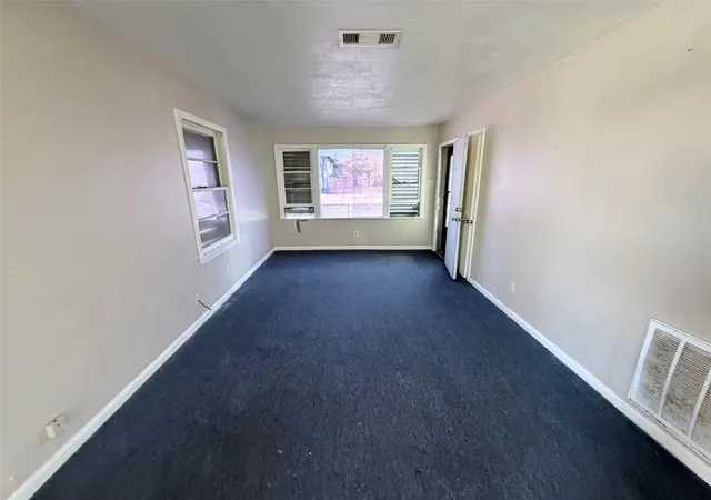 Photo 3 of Single family home for sale at 2211 Avenue O, Galveston, TX 77550 | MLS# 90168262 | Listing updated on 2026-09-14