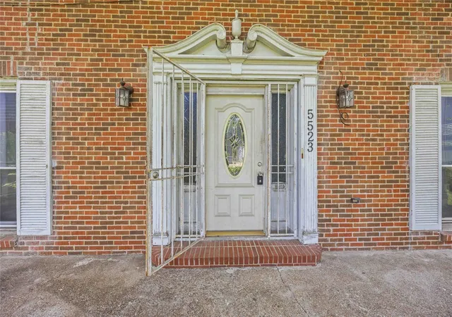Photo 3 of Single family home for sale at 5523 Ardmore St, Houston, TX 77021 | MLS# 96838418 | Listing updated on 2026-07-17