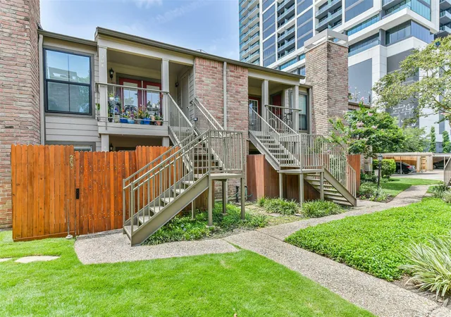 Photo 1 of Condo for sale at 1201 Mcduffie St #205, Houston, TX 77019 | MLS# 78928140 | Listing updated on 2026-09-07