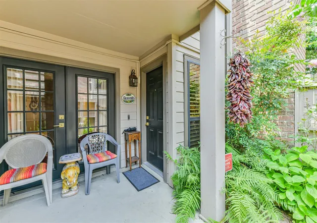 Photo 4 of Condo for sale at 1201 Mcduffie St #205, Houston, TX 77019 | MLS# 78928140 | Listing updated on 2026-09-07