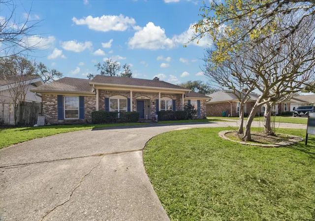 5th image of 6207 S Braeswood Blvd, Houston, TX 77096 | MLS# 27824458