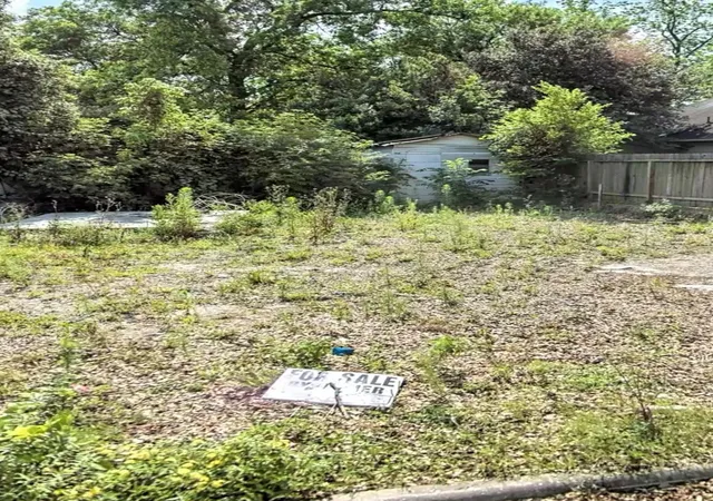 Photo 1 of Land for sale at 3410 Amboy St, Houston, TX 77026 | MLS# 15896066 | Listing updated on 2026-05-14