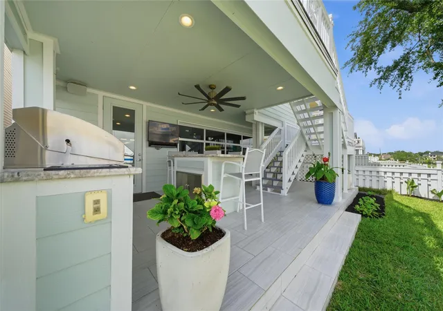 48th image of 2174 Marina Wy, Kemah, TX 77565 | MLS# 30422179