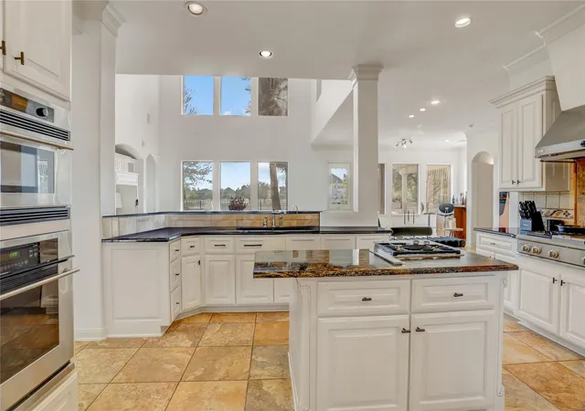 3rd image of 11415 Legend Manor Dr, Houston, TX 77082 | MLS# 69207162
