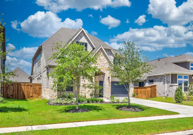 Photo 3 of Single family home for sale at 13719 Tranquila Vista Dr, Cypress, TX 77433 | MLS# 63962584 | Listing updated on 2026-08-26