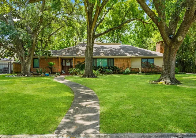 1st image of 5117 Valerie St, Bellaire, TX 77401 | MLS# 13297458