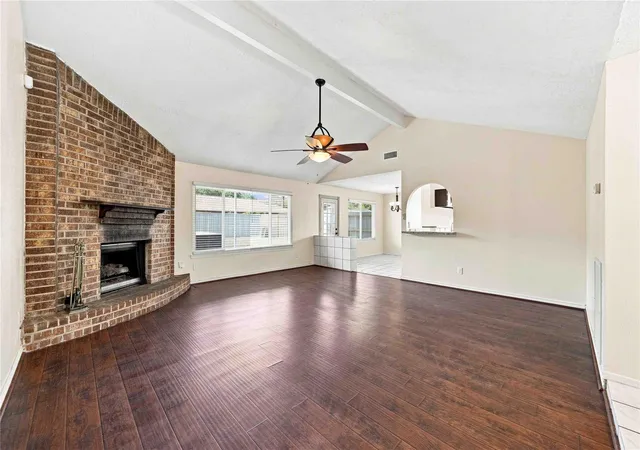 2nd image of 10127 Quiet Hill Rd, La Porte, TX 77571 | MLS# 21638848