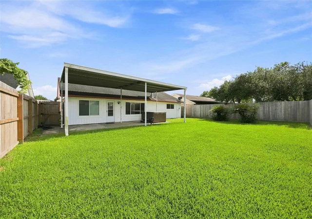 5th image of 10127 Quiet Hill Rd, La Porte, TX 77571 | MLS# 21638848