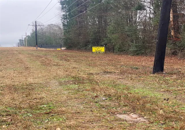 Photo 2 of Land for sale at 8989 Us Hwy 190 W, Livingston, TX 77351 | MLS# 70014577 | Listing updated on 2026-05-20