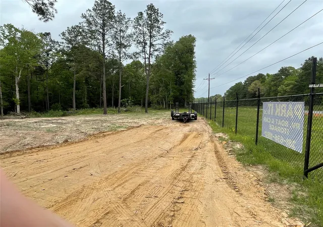 Photo 3 of Land for sale at 8989 US Hwy 190 W, Livingston, TX 77351 | MLS# 70014577 | Listing updated on 2026-05-20