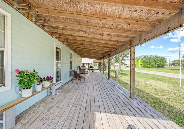 4th image of 904 W Harrison Ave, Port O Connor, TX 77982 | MLS# 83027156