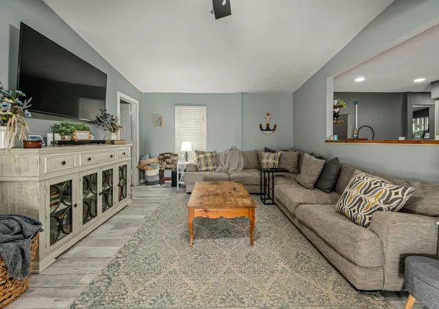 5th image of 904 W Harrison Ave, Port O Connor, TX 77982 | MLS# 83027156