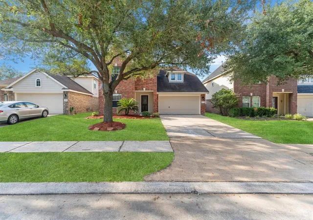 Photo 2 of Single family home for sale at 13619 Barons Lake Ln, Cypress, TX 77429 | MLS# 88229329 | Listing updated on 2026-09-19