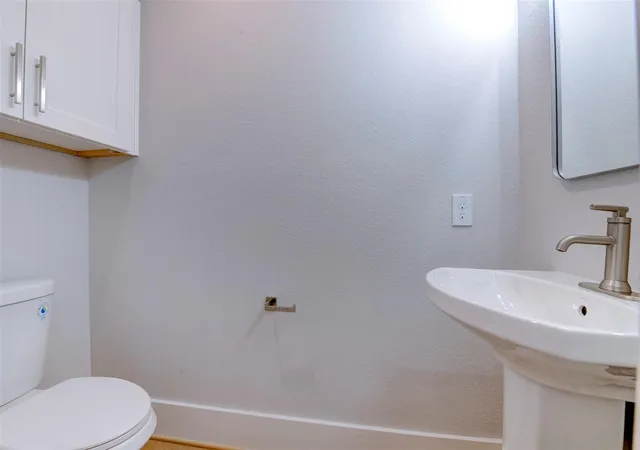 Photo 3 of Single family home for sale at 5140 Rosslyn Rd, Houston, TX 77018 | MLS# 79371081 | Listing updated on 2026-09-20
