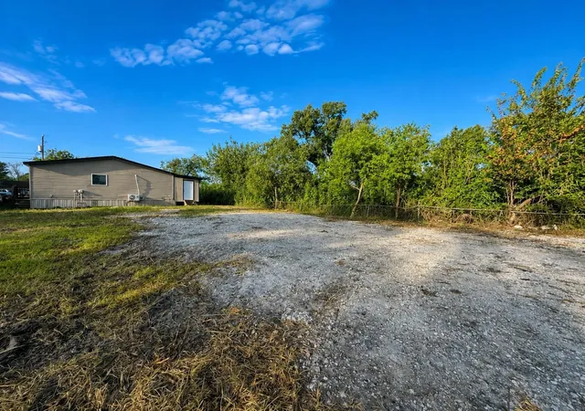 Photo 3 of Single family home for sale at 13013 Gladden Dr, Houston, TX 77049 | MLS# 86254677 | Listing updated on 2026-08-23