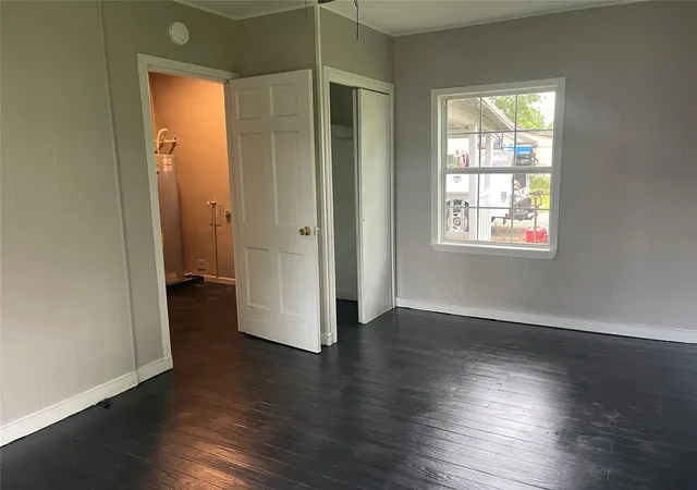 Photo 4 of Single family home for sale at 407 N Magnolia St, Highlands, TX 77562 | MLS# 34706813 | Listing updated on 2026-07-17