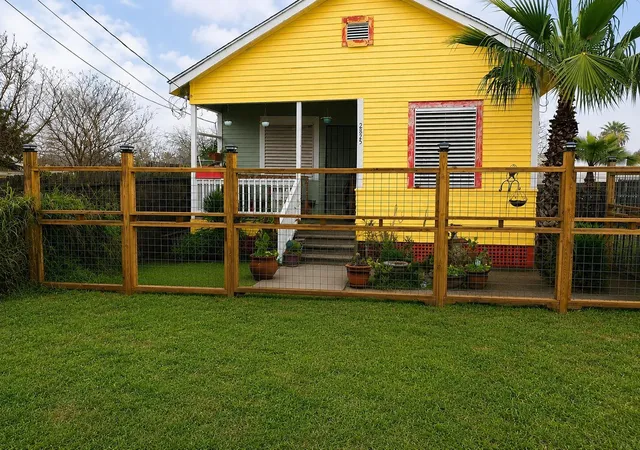 Photo 1 of Single family home for sale at 2825 N Sonny Ln, Galveston, TX 77554 | MLS# 29060135 | Listing updated on 2026-09-03
