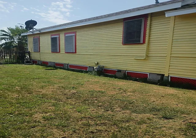 Photo 3 of Single family home for sale at 2825 N Sonny Ln, Galveston, TX 77554 | MLS# 29060135 | Listing updated on 2026-09-03