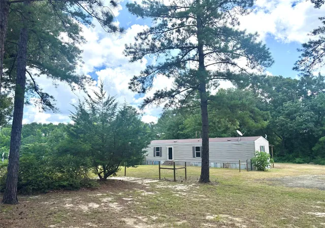 Homes for sale in Colmesneil, TX | 227 County Road 3240, Colmesneil, TX 75938 | MLS# 35821766