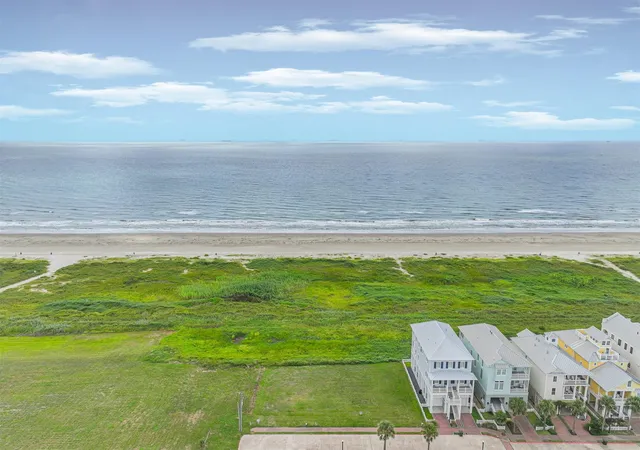 Photo 2 of Land for sale at 1833 Seaside Dr, Galveston, TX 77550 | MLS# 8122283 | Listing updated on 2026-07-22