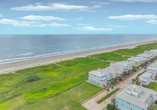 Photo 3 of Land for sale at 1833 Seaside Dr, Galveston, TX 77550 | MLS# 8122283 | Listing updated on 2026-07-22