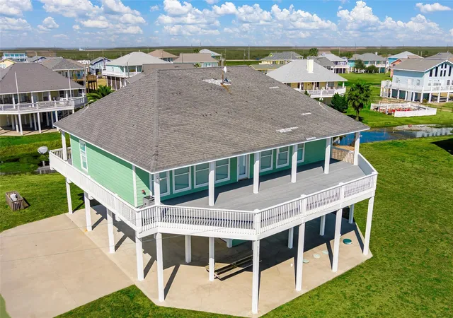 1st image of 3125 James, Crystal Beach, TX 77650 | MLS# 72157887