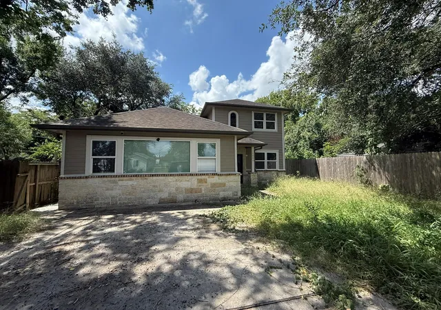 Photo 3 of Single family home for sale at 1004 Bonnie St, South Houston, TX 77587 | MLS# 51973664 | Listing updated on 2026-09-21