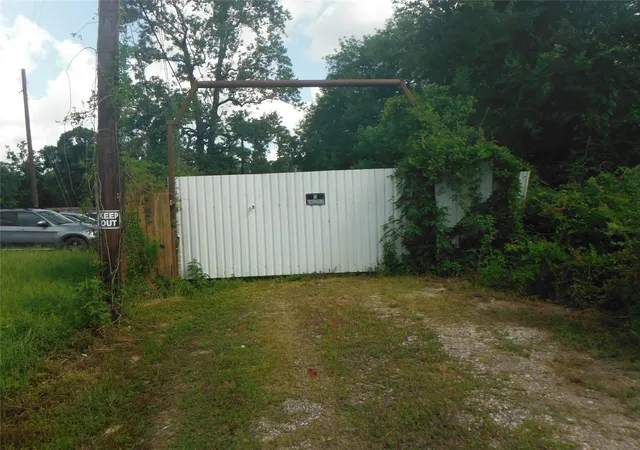Photo 3 of Land for sale at 12397 E Highway 105, Conroe, TX 77306 | MLS# 62769767 | Listing updated on 2026-07-16