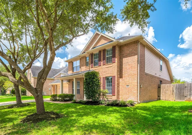 Photo 3 of Single family home for sale at 19326 Linden Meadow Ln, Richmond, TX 77407 | MLS# 86739575 | Listing updated on 2026-10-12