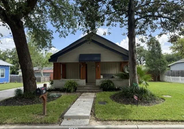 Photo 1 of Single family home for sale at 407 S 2nd Street, Humble, TX 77338 | MLS# 89886830 | Listing updated on 2026-09-02
