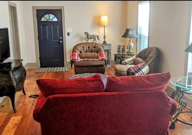 Photo 4 of Single family home for sale at 407 S 2nd Street, Humble, TX 77338 | MLS# 89886830 | Listing updated on 2026-09-02