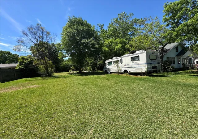 Homes for sale in Groves, TX | 5419 Whitaker St, Groves, TX 77619 | MLS# 21411461