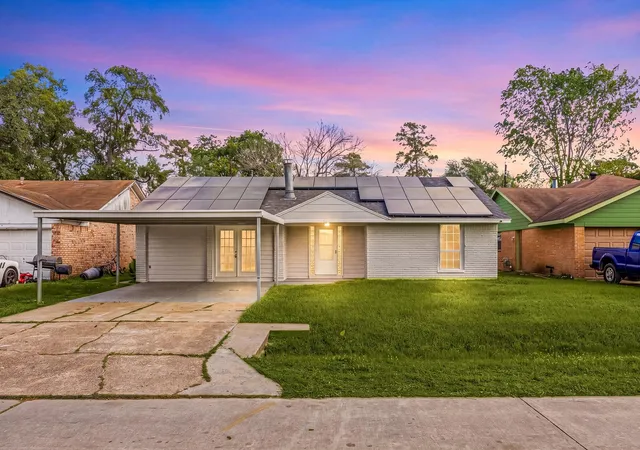 Photo 2 of Single family home for sale at 614 Red Oak Ave, Crosby, TX 77532 | MLS# 67242145 | Listing updated on 2026-07-27