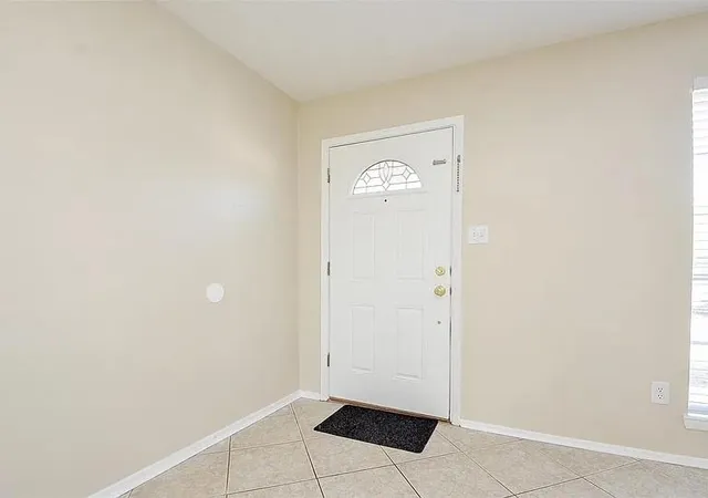 3rd image of 10119 Leawood, Houston, TX 77099 | MLS# 68125184