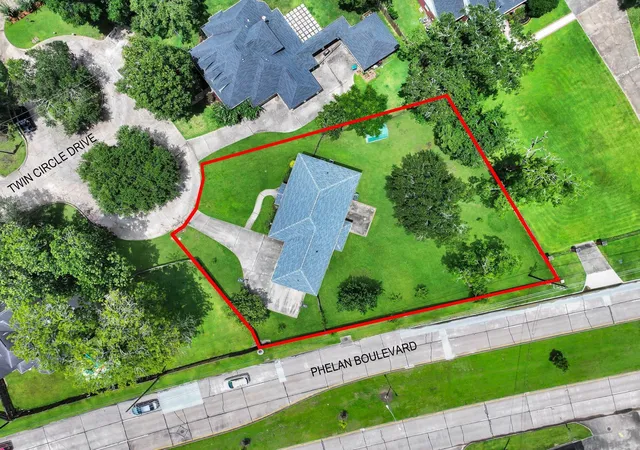 3rd image of 5 Twin Circle Dr, Beaumont, TX 77706 | MLS# 16302618