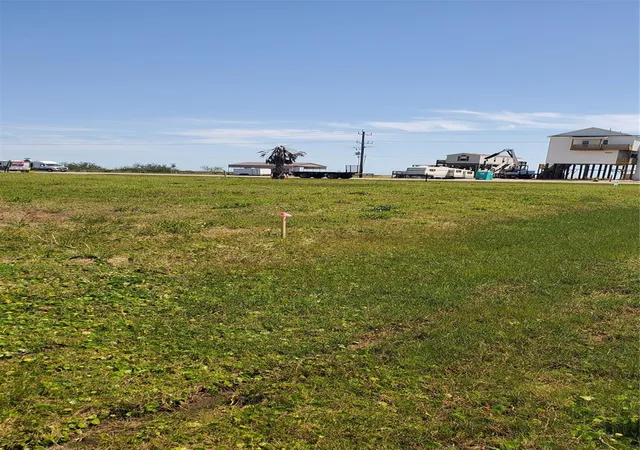 Homes for sale in Gilchrist, TX | 1221 Rollover Cir, Gilchrist, TX 77617 | MLS# 66867251