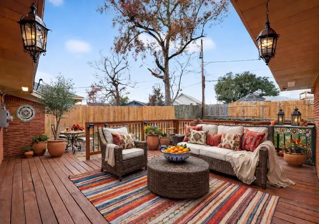 1st image of 515 Maple Wy, Houston, TX 77015 | MLS# 14036842