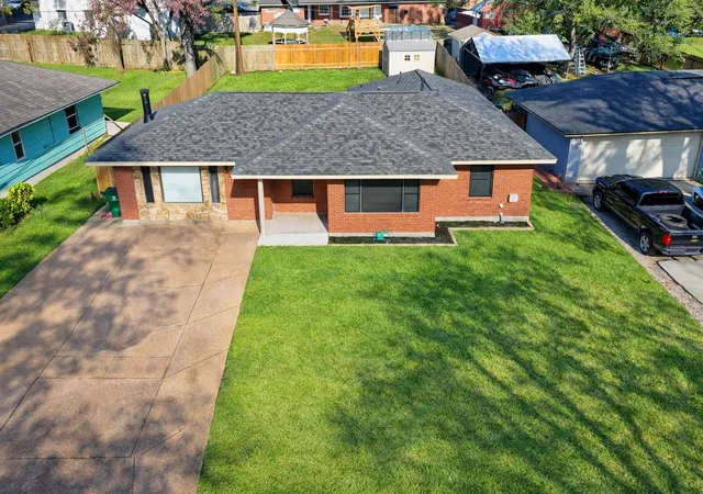 3rd image of 515 Maple Wy, Houston, TX 77015 | MLS# 14036842