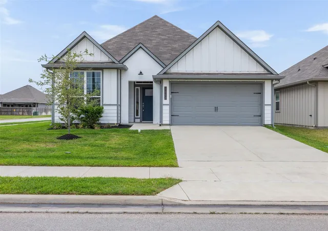 2nd image of 1968 Chief St, Bryan, TX 77807 | MLS# 5915743