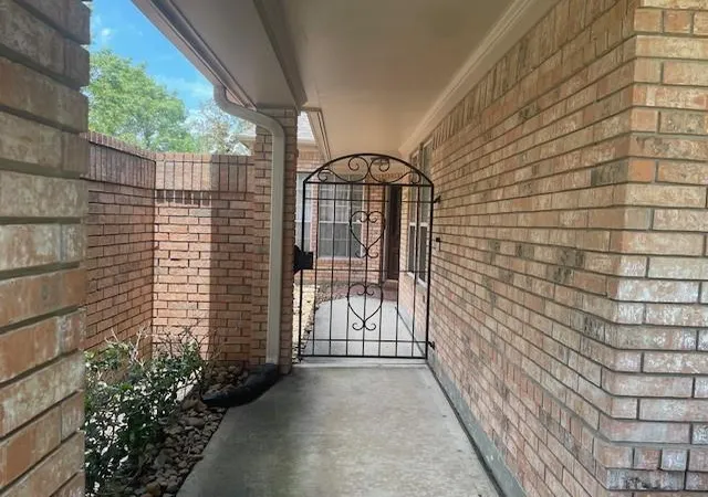 Photo 4 of Single family home for sale at 3347 Courtland Manor Ln, Kingwood, TX 77339 | MLS# 12716157 | Listing updated on 2026-08-28