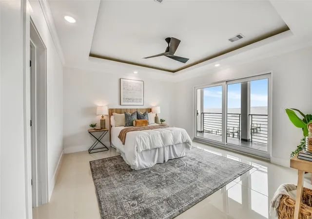 Photo 3 of Single family home for sale at 9208 W Bay Rd, Galveston, TX 77554 | MLS# 53451140 | Listing updated on 2026-08-22